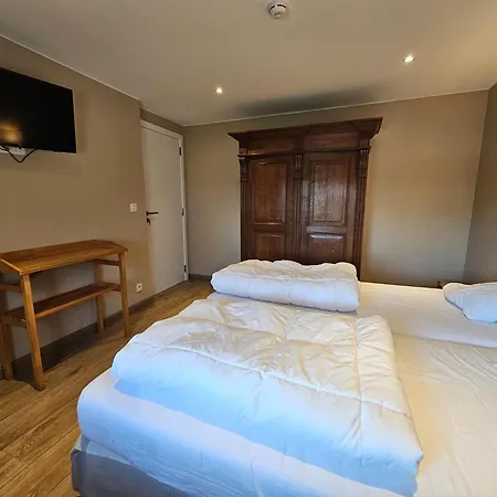 In Wallonie With Terrace Hébergement de vacances