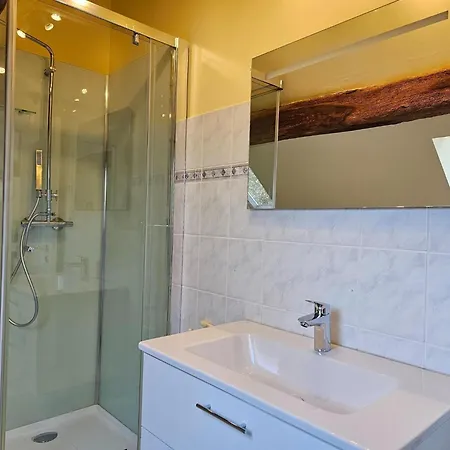 In Wallonie With Terrace * Ronde Haye