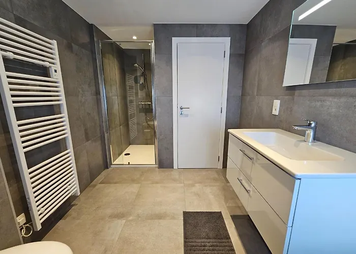 In Wallonie With Terrace Vakantiehuis Ronde Haye